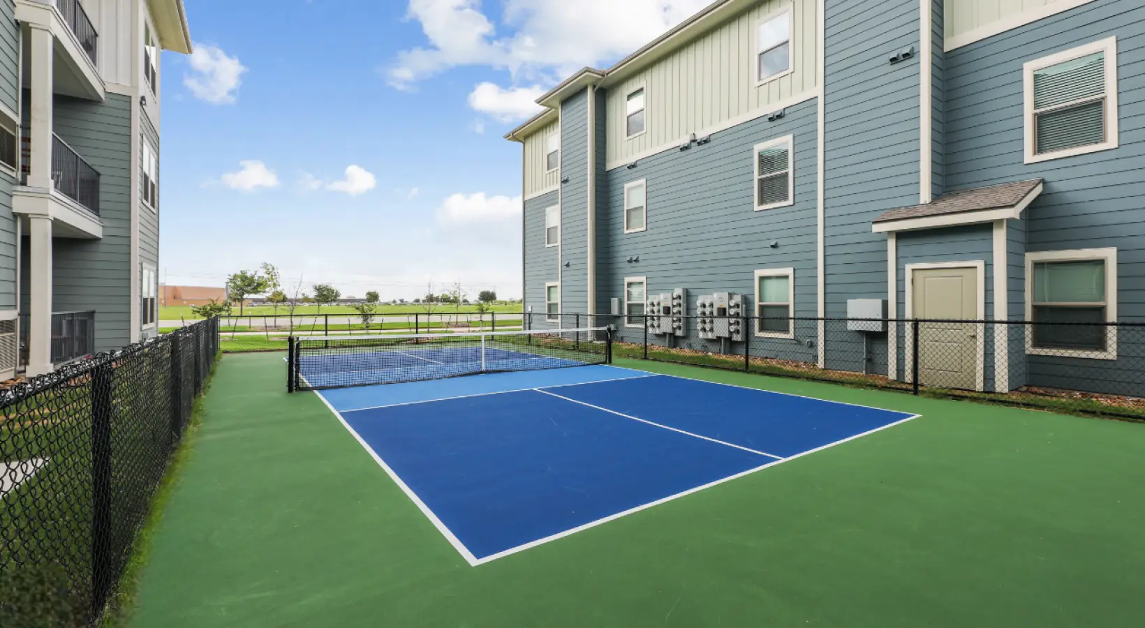 f44dba16-af63-4bcb-986a-89ad1b1126e8-Photoroom-c91769c519f9070a2d650ec9581974d2